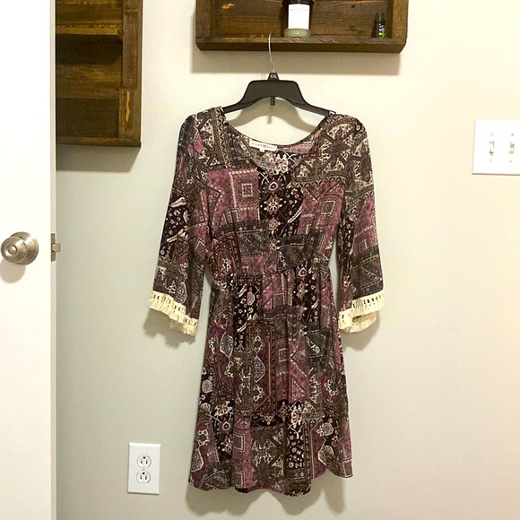 Altar’d State Flowy Dress - Picture 1 of 4